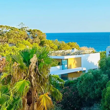 Sea View, 3 Minutes